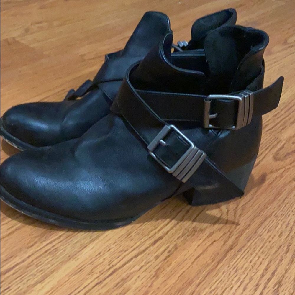 Ankle boots